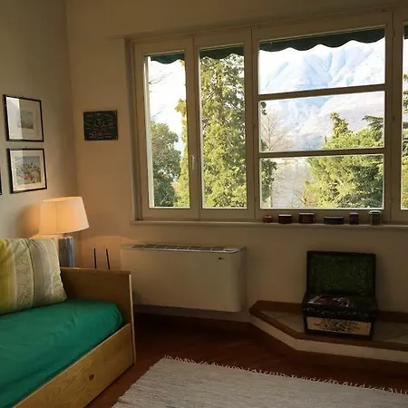 Park With Free Parking Apartment *